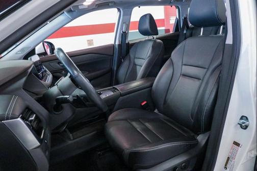 Pearl White Tricoat 2023 Nissan Rogue SL