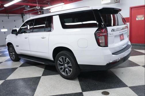2021 Chevrolet Suburban LT