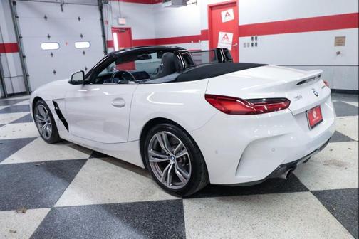 2025 BMW Z4 sDrive30i