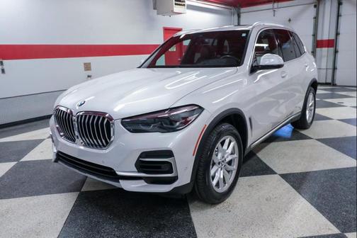 2023 BMW X5 sDrive40i