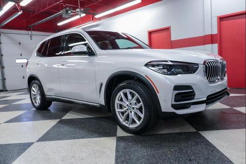 2023 BMW X5 sDrive40i