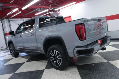 Thunderstorm Gray 2024 GMC Sierra 1500 AT4