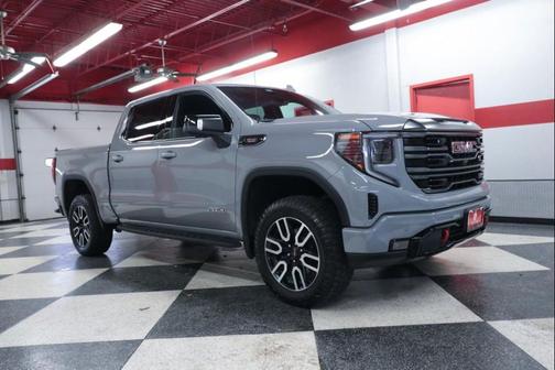 Thunderstorm Gray 2024 GMC Sierra 1500 AT4