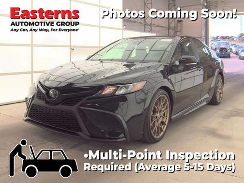 2024 Toyota Camry Hybrid SE