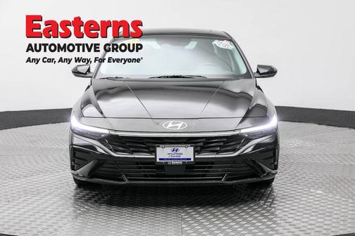 2025 Hyundai ELANTRA SEL