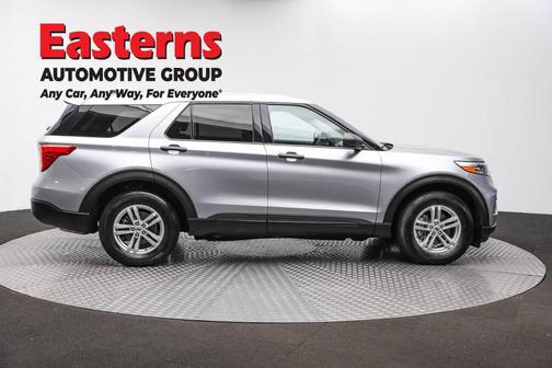 Silver Metallic 2024 Ford Explorer Base