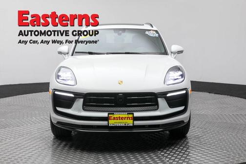 2023 Porsche Macan T