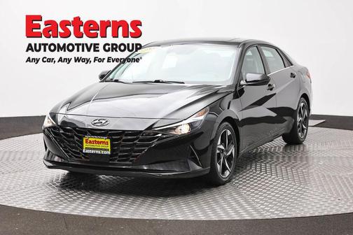 Phantom Black 2021 Hyundai ELANTRA SEL