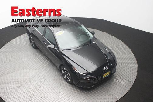 Phantom Black 2021 Hyundai ELANTRA SEL