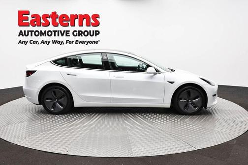 Pearl White Multi-Coat 2019 Tesla Model 3 Long Range