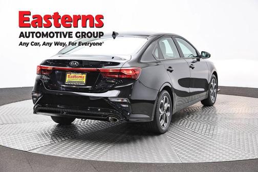 Aurora Black 2020 Kia Forte LXS