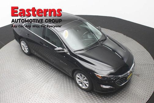 Mosaic Black Metallic 2022 Chevrolet Malibu FWD LT