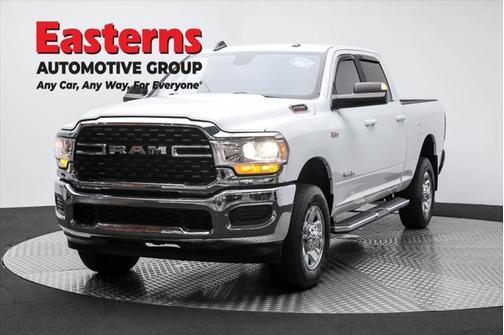 2022 RAM 2500 Big Horn Crew Cab 4x4 6'4' Box