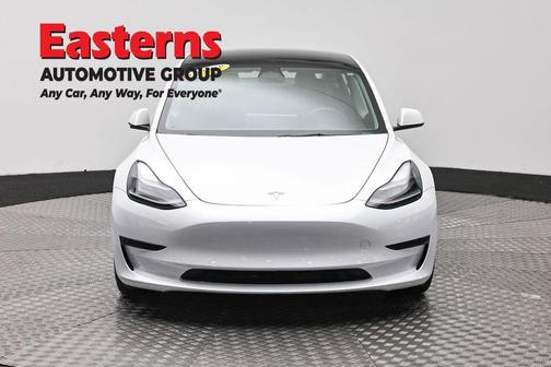 Pearl White Multi-Coat 2023 Tesla Model 3 Standard Range