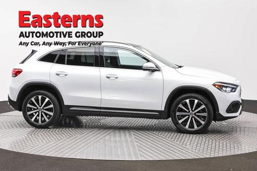 White 2023 Mercedes-Benz GLA 250 4MATIC