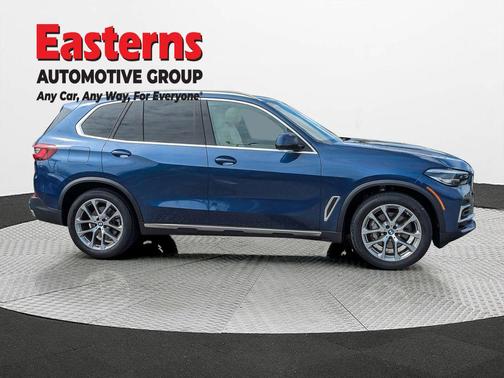 Phytonic Blue Metallic 2022 BMW X5 xDrive40i