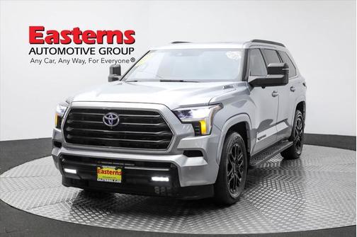 2023 Toyota Sequoia SR5