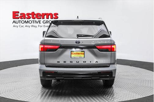 2023 Toyota Sequoia SR5