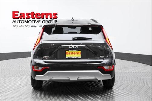 2023 Kia Niro EX