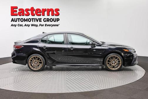 Midnight Black Metallic 2023 Toyota Camry SE