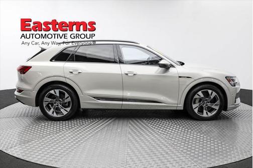 2021 Audi e-tron Premium