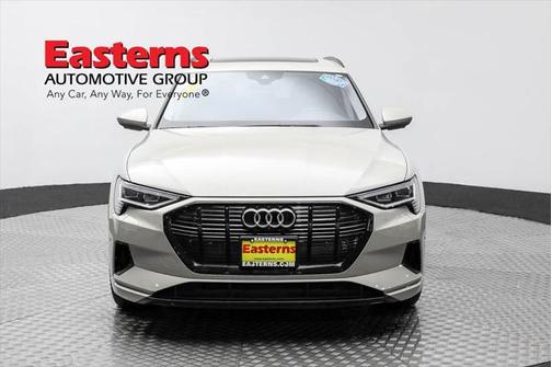 2021 Audi e-tron Premium