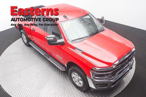 Flame Red Clearcoat 2026 RAM 2500 Big Horn Crew Cab 4x4 6'4' Box