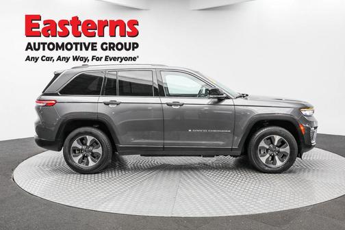 2022 Jeep Grand Cherokee 4xe Base