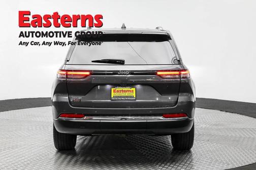 2022 Jeep Grand Cherokee 4xe Base