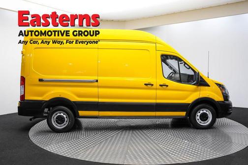 2021 Ford Transit-250 Base