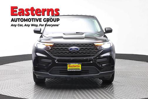 Black Metallic 2023 Ford Explorer Base