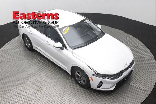 2022 Kia K5 LXS