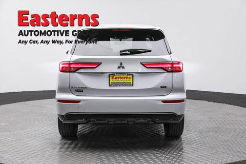 2023 Mitsubishi Outlander SE Special Edition 2WD