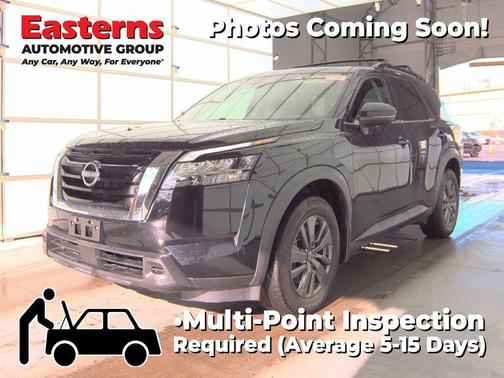 2022 Nissan Pathfinder SV 4WD