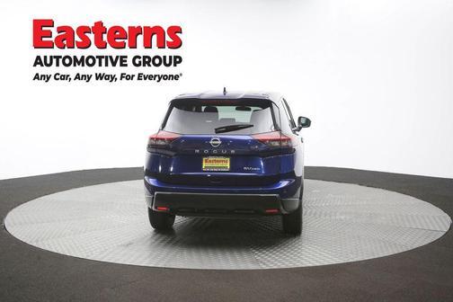Deep Ocean Blue Pearl 2024 Nissan Rogue SV