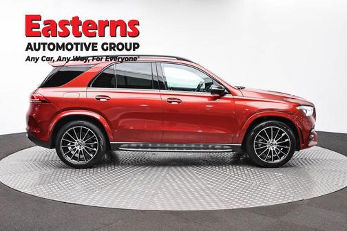 MANUFAKTUR Cardinal Red Metallic 2023 Mercedes-Benz GLE 450 4MATIC