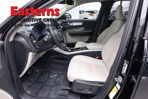 Black Stone 2019 Volvo XC40 T5 Momentum