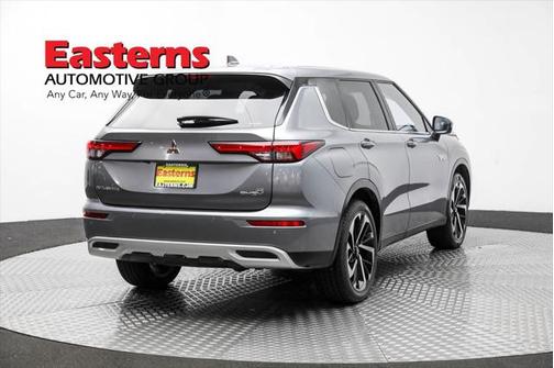 2023 Mitsubishi Outlander PHEV SE S-AWC