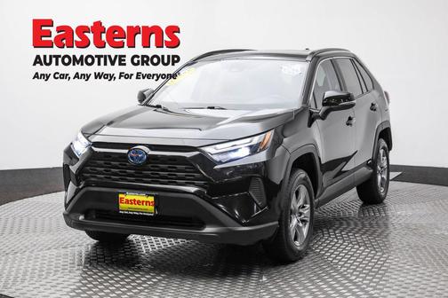 2022 Toyota RAV4 Hybrid XLE