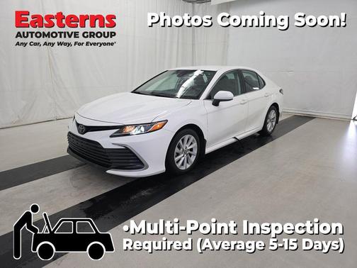 2022 Toyota Camry LE