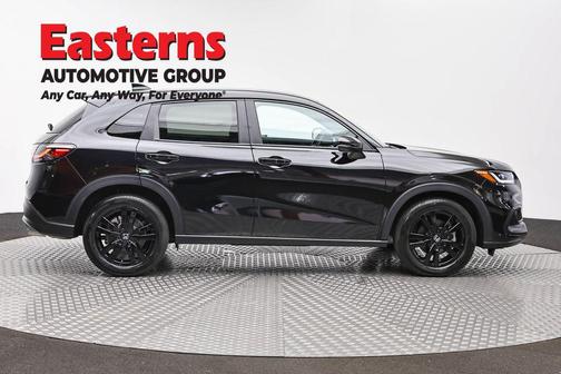 Crystal Black Pearl 2026 Honda HR-V AWD Sport