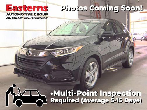 Crystal Black Pearl 2022 Honda HR-V LX