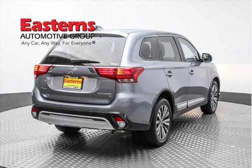 2019 Mitsubishi Outlander SE