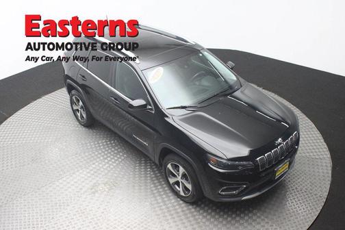 Diamond Black Crystal Pearlcoat 2021 Jeep Cherokee Limited