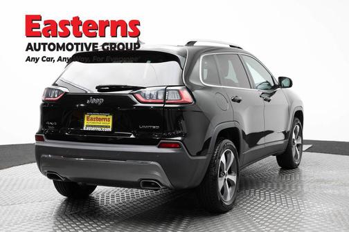 Diamond Black Crystal Pearlcoat 2021 Jeep Cherokee Limited