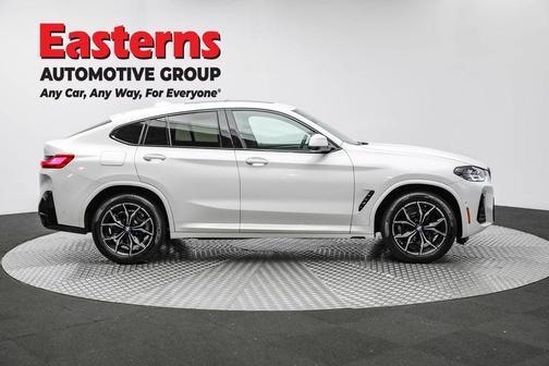 2024 BMW X4 xDrive30i