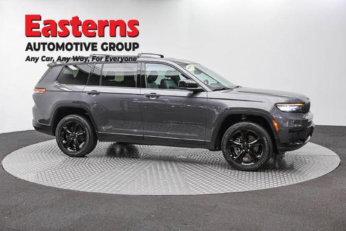 Baltic Gray Metallic Clearcoat 2024 Jeep Grand Cherokee L Altitude