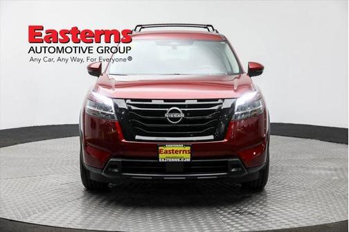 2022 Nissan Pathfinder SV 4WD