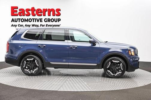Midnight Lake Blue 2025 Kia Telluride S