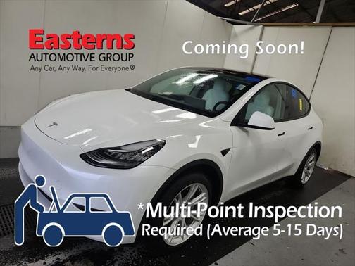 2022 Tesla Model Y Long Range Dual Motor All-Wheel Drive